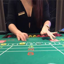 debeet Game bài trực tuyến